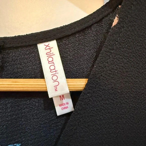 Xhilaration Black and Pink Faux Wrap Ruffled Dress Size Medium - Picture 4 of 8